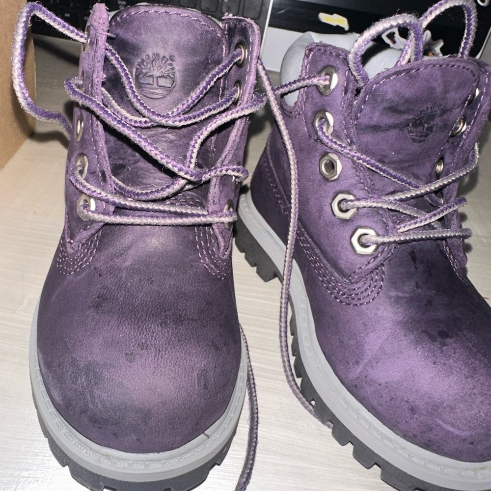 Timberland Violet Lace-Up Boots worn once 6c
